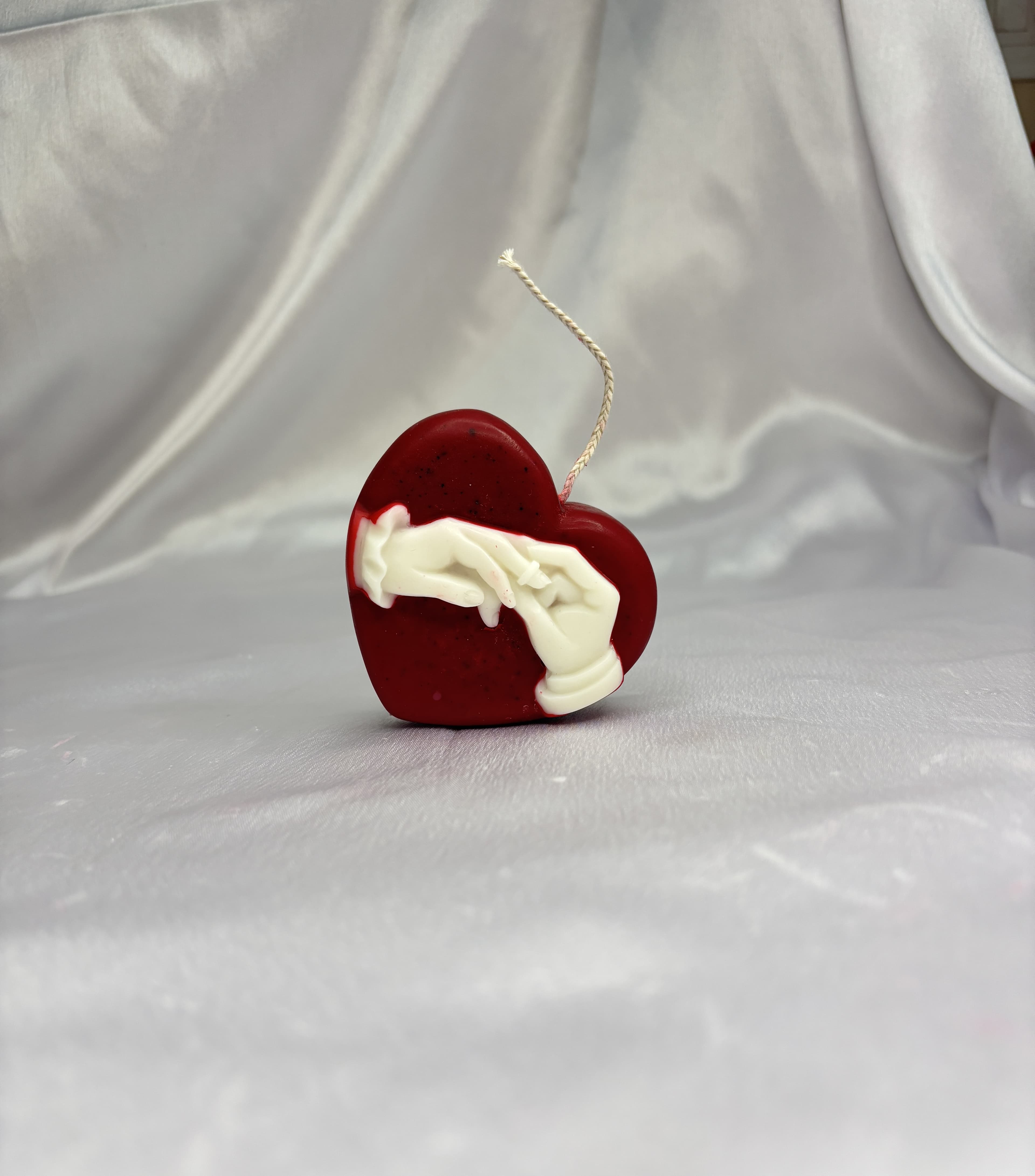Heart Shape Couple Hand thumbnail