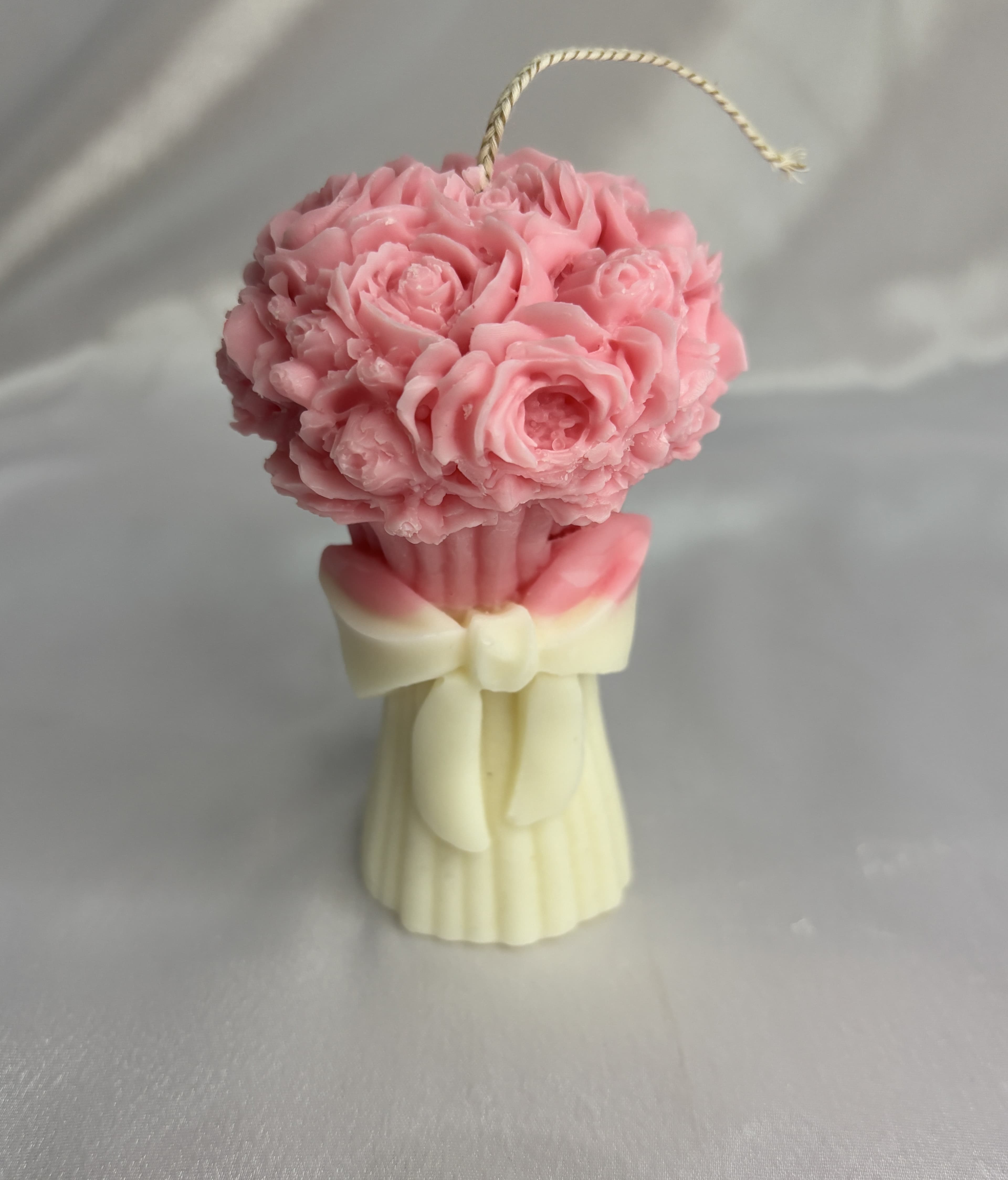 Bouquet with Knot thumbnail